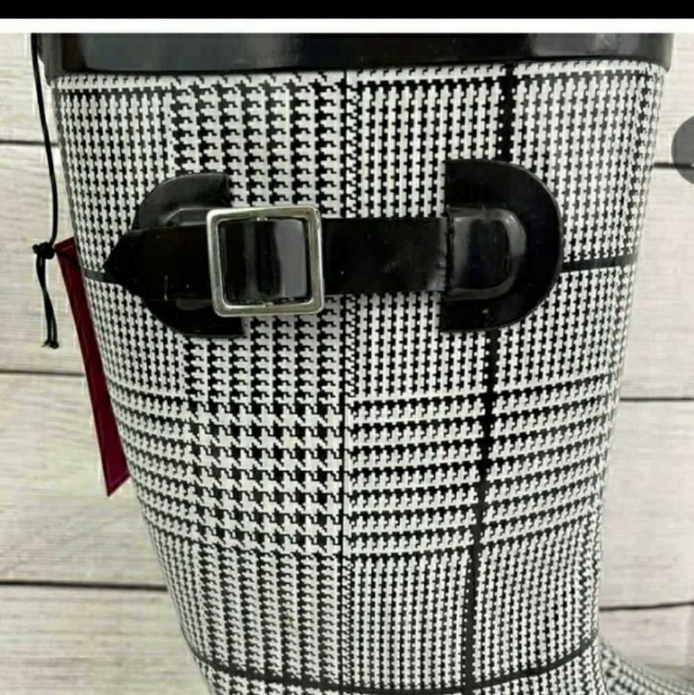 Middleton ☔🌧️ Rain/Snow boots size 9 - Picture 2 of 3